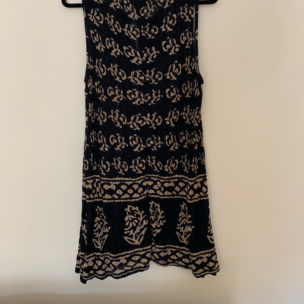 Textured tunic - Picture 2 of 2